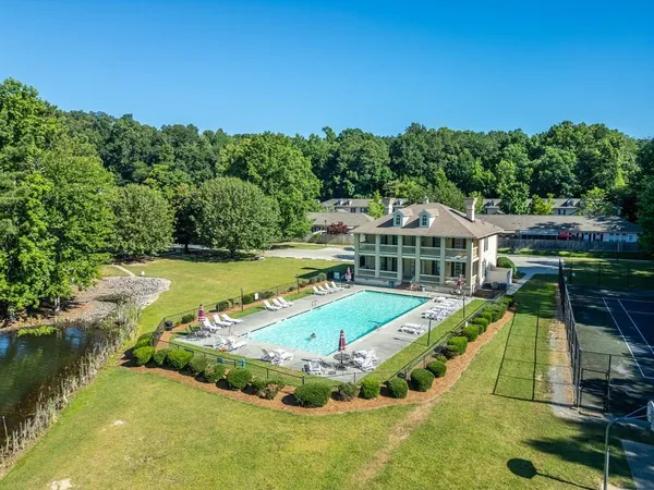$250,000 | 1702 Chestnut Oak Drive, Unit 83, Dalton, GA 30721