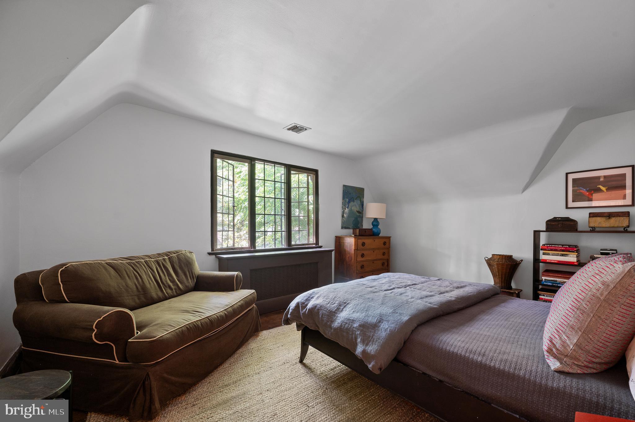 419 Arthurs Round Table Wynnewood, PA 19096 - Photo 34 of 51