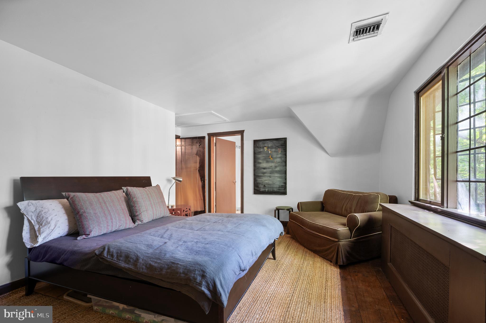 419 Arthurs Round Table Wynnewood, PA 19096 - Photo 35 of 51