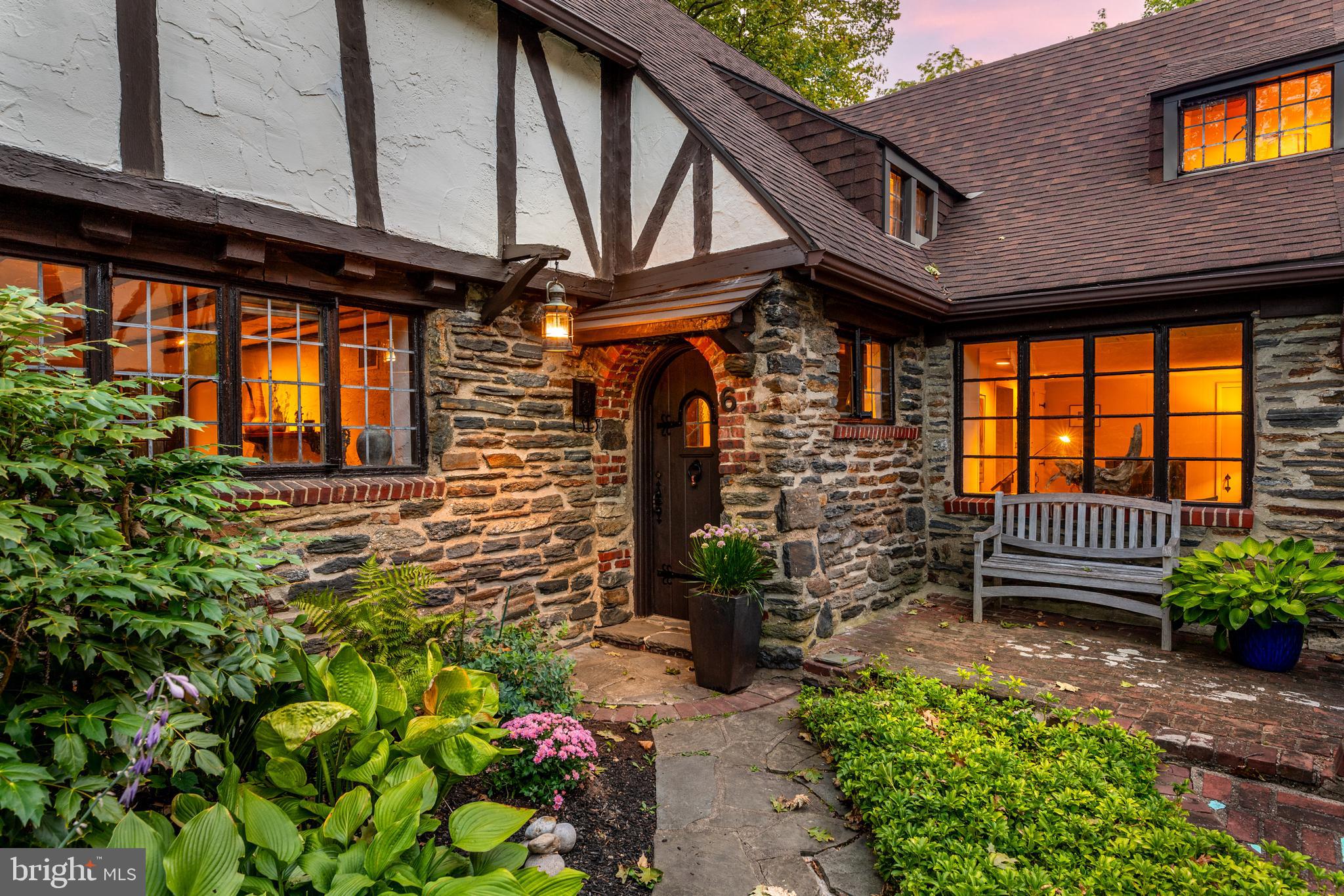 419 Arthurs Round Table Wynnewood, PA 19096 - Photo 7 of 51