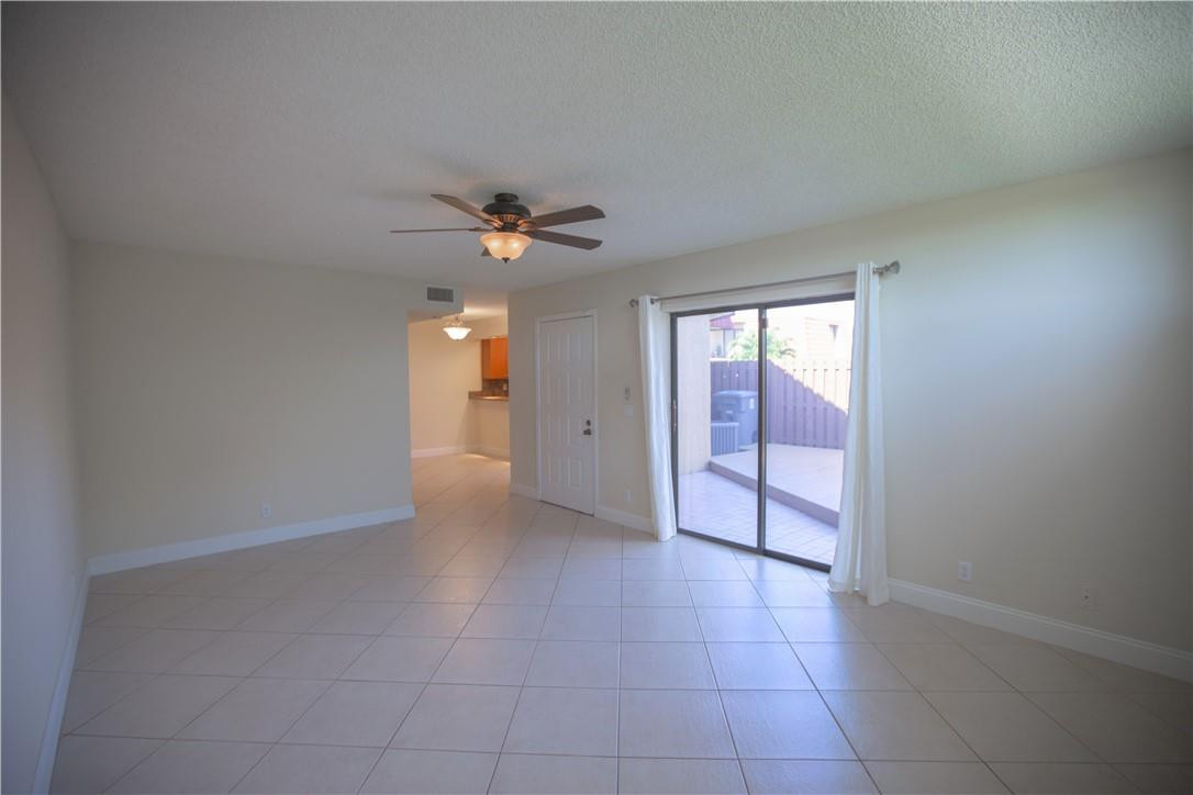 8392 Trent Court, Unit B Boca Raton, FL 33433 - Photo 6 of 23 Photo 6