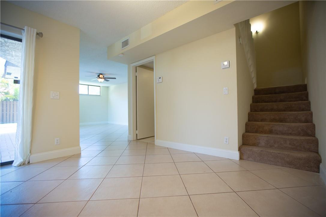 8392 Trent Court, Unit B Boca Raton, FL 33433 - Photo 8 of 23 Photo 8