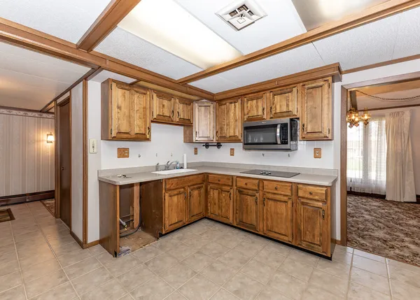 $199,000 | 420 Margaret Street, Atkinson, IL 61235