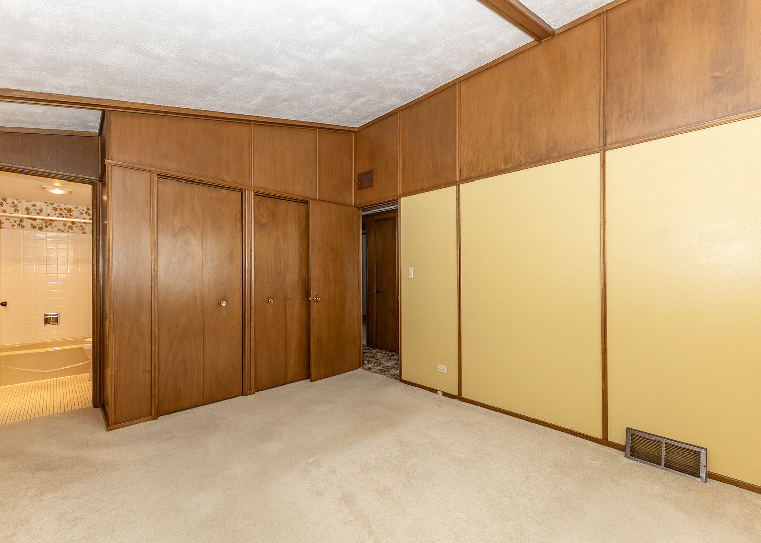 420 Margaret Street Atkinson, IL 61235 - Photo 17 of 26 a view of empty room with wooden floor