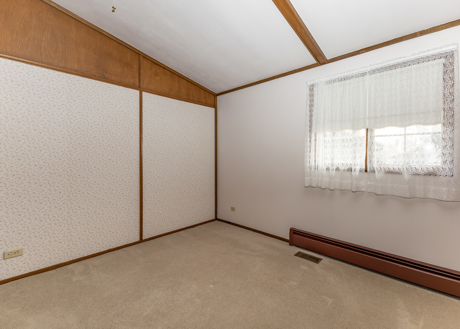 420 Margaret Street Atkinson, IL 61235 - Photo 21 of 26 a view of an empty room with a window