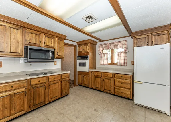 $199,000 | 420 Margaret Street, Atkinson, IL 61235