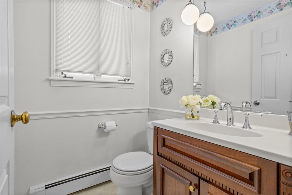 87 Paul Revere Road Concord, MA 01742 - Photo 17 of 42 Gallery Image 17