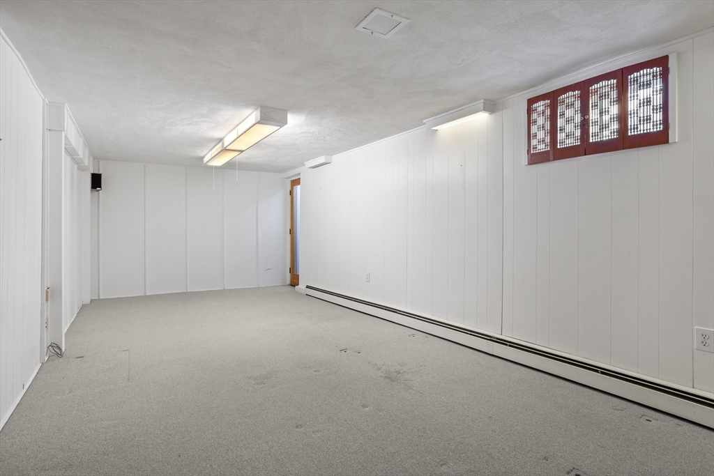 87 Paul Revere Road Concord, MA 01742 - Photo 31 of 42 Gallery Image 31