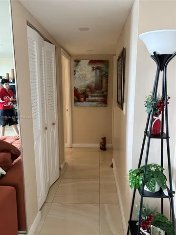 a very nice looking room with a potted plant