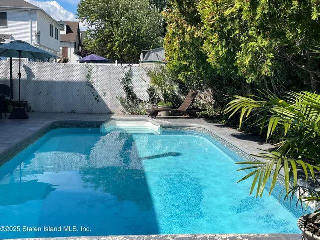 a view of outdoor space yard and patio