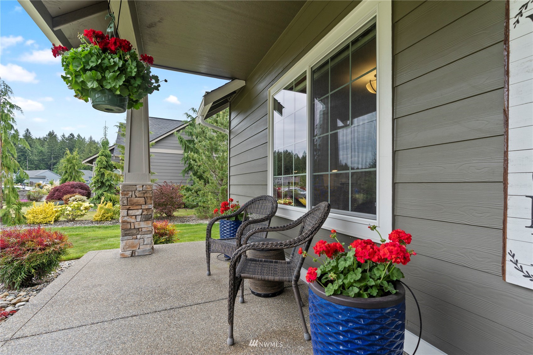 9224 Fox Ridge Lane Southeast Olympia, WA 98513 - Photo 4 of 40 Gallery Image 4