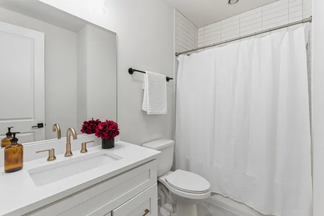 $789,900 | 710 A 47th Avenue North, Nashville, TN 37209