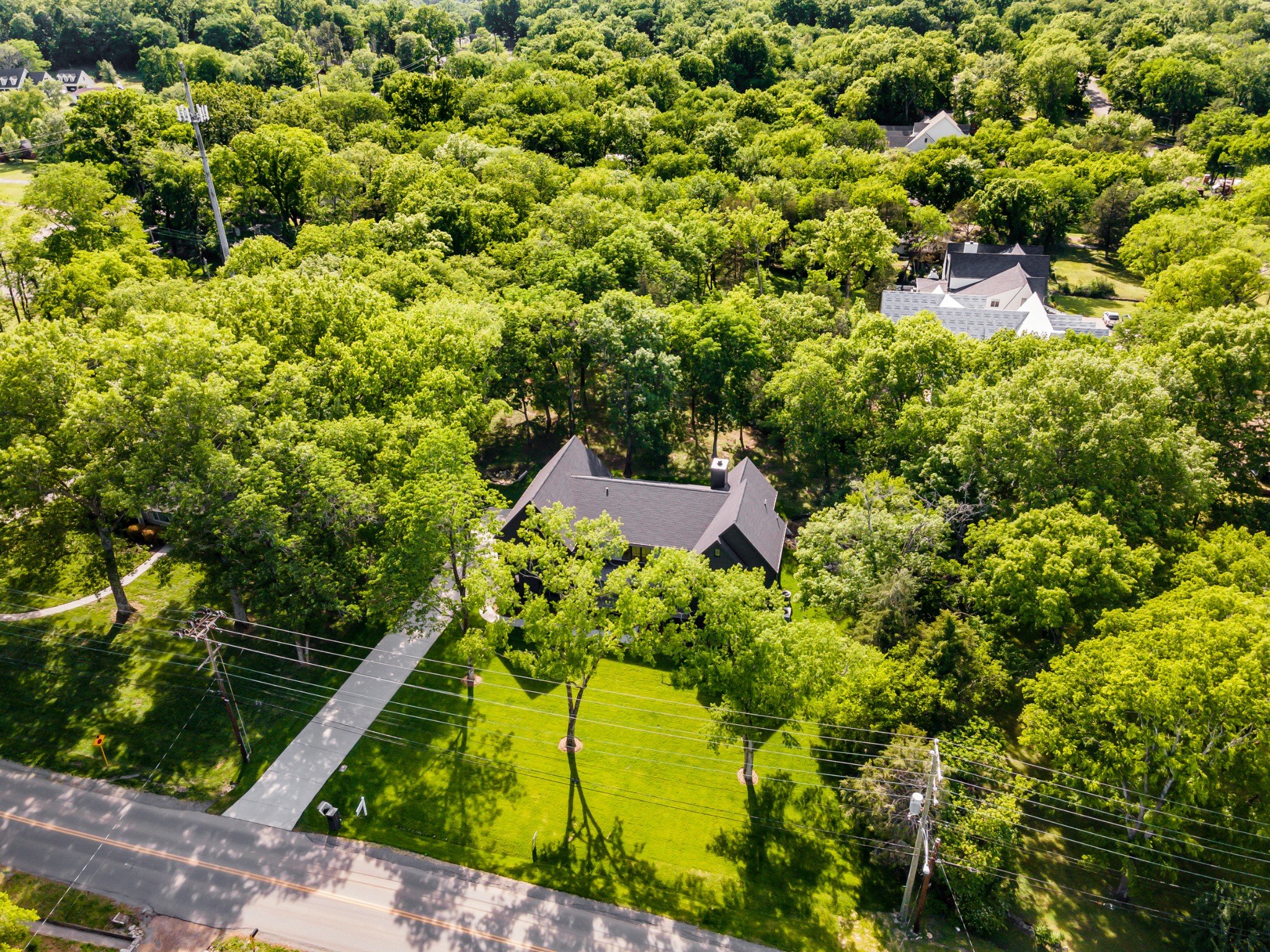 709 Brook Hollow Road Nashville, TN 37205 - Photo 54 of 55 view of a house with a yard