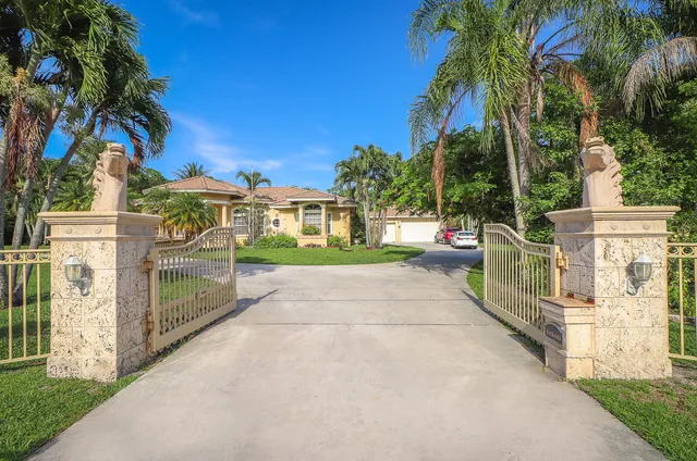 $1,916,600 | 15314 70th Trail North, Palm Beach Gardens, FL 33418