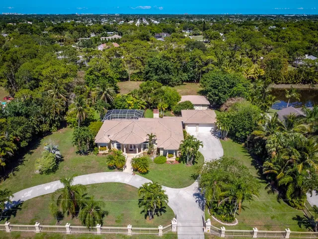 $1,916,600 | 15314 70th Trail North, Palm Beach Gardens, FL 33418