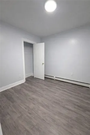 $1,400 | 458 High Street, Unit 2R, Central Falls, RI 02863