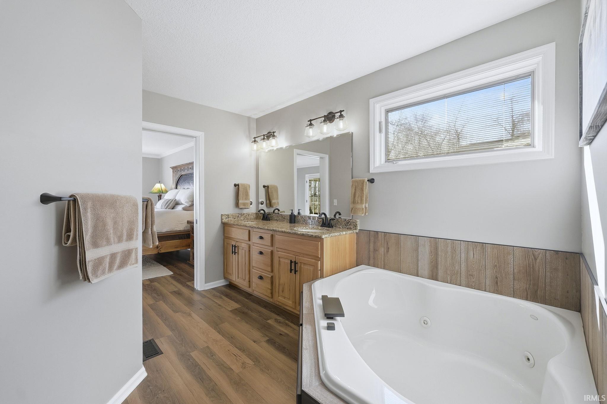 10401 Woodland Ridge West Fort Wayne, IN 46804 - Photo 18 of 35