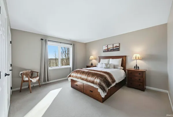 $499,900 | 10401 Woodland Ridge West, Fort Wayne, IN 46804