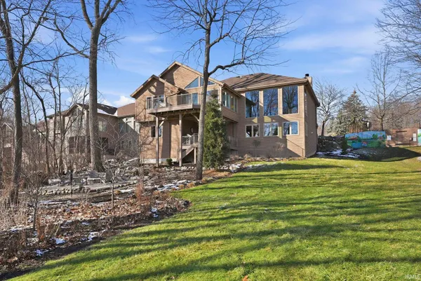 $499,900 | 10401 Woodland Ridge West, Fort Wayne, IN 46804