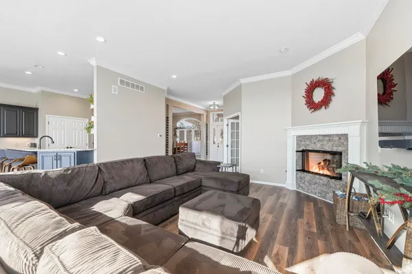 $499,900 | 10401 Woodland Ridge West, Fort Wayne, IN 46804