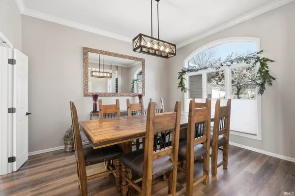 $499,900 | 10401 Woodland Ridge West, Fort Wayne, IN 46804