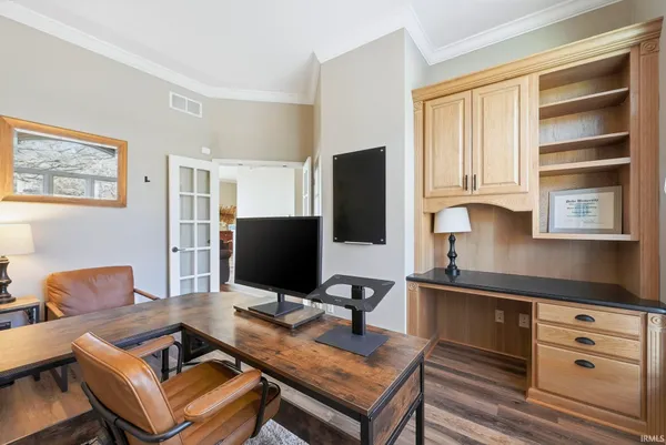 $499,900 | 10401 Woodland Ridge West, Fort Wayne, IN 46804