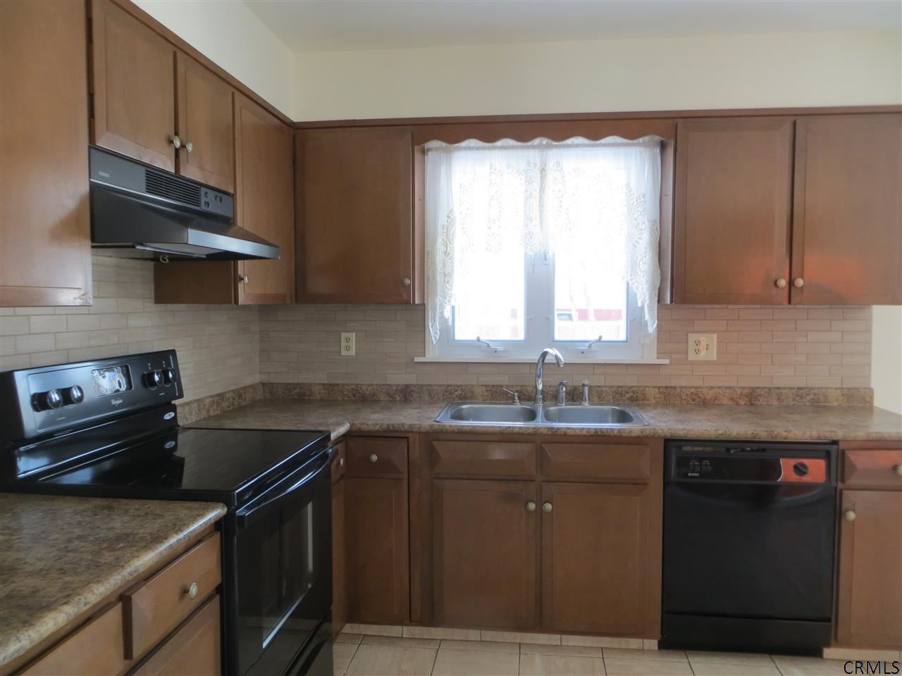 3146 Lone Pine Road Schenectady, NY 12303 - Photo 3 of 25 Photo 3