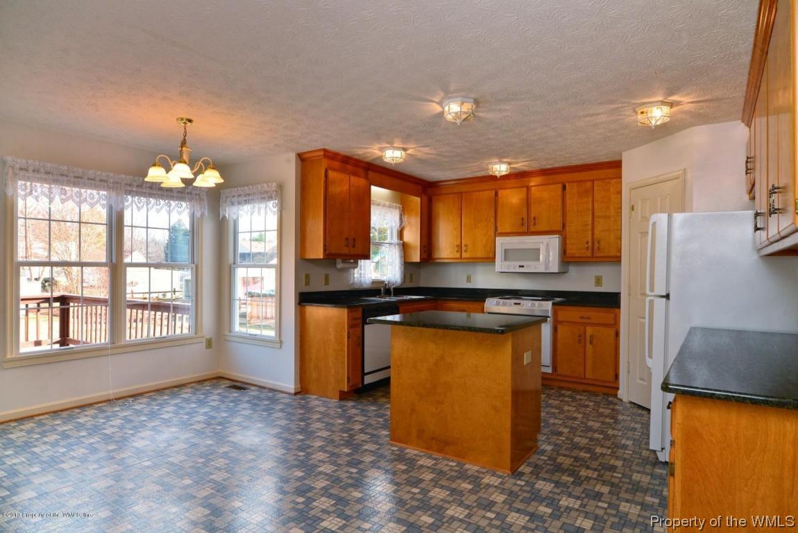 110 Barn Elm Road Toano, VA 23168 - Photo 10 of 35 Gallery Image 10