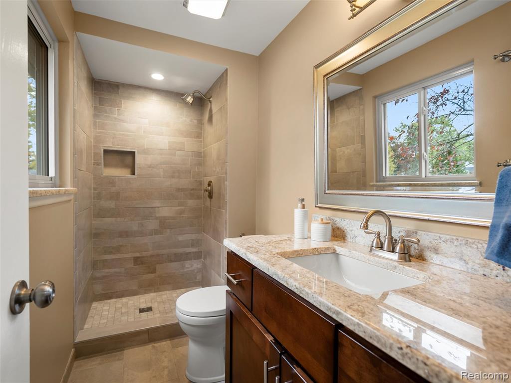864 Dressler Lane Rochester Hills, MI 48307 - Photo 35 of 65