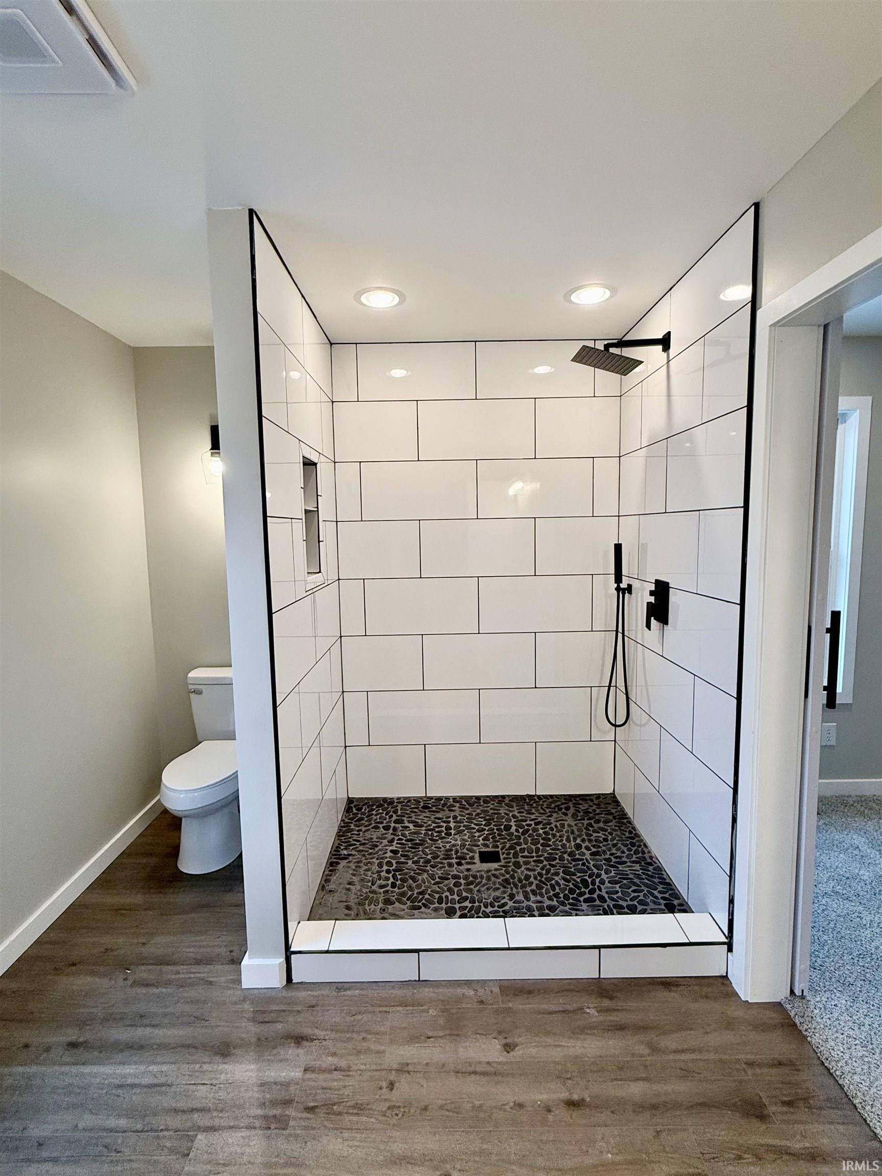 106 Creek Side Drive Bedford, IN 47421 - Photo 18 of 36