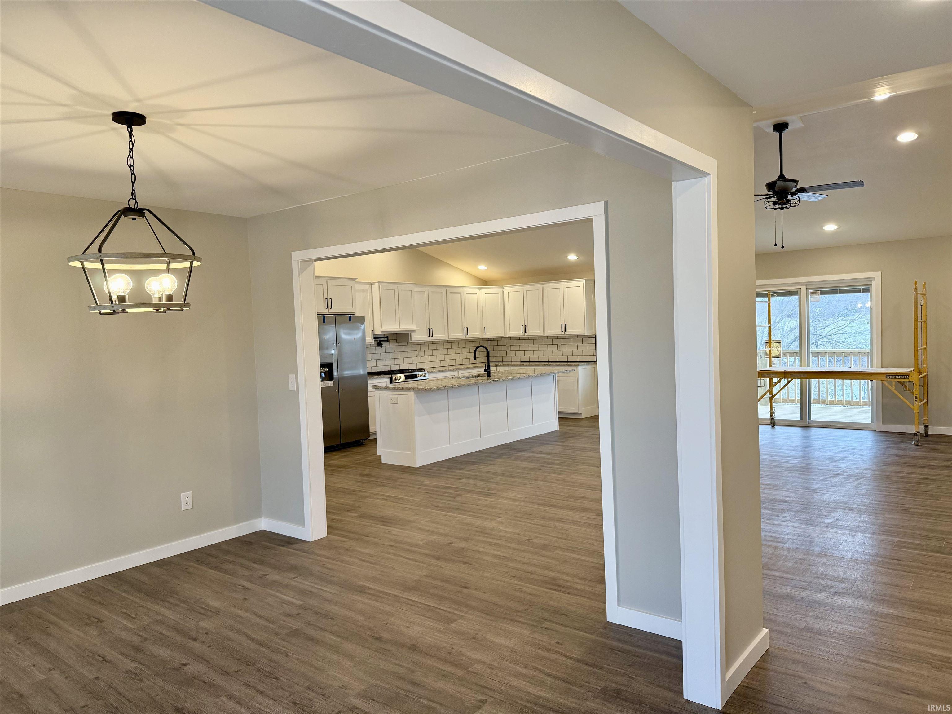 106 Creek Side Drive Bedford, IN 47421 - Photo 4 of 36