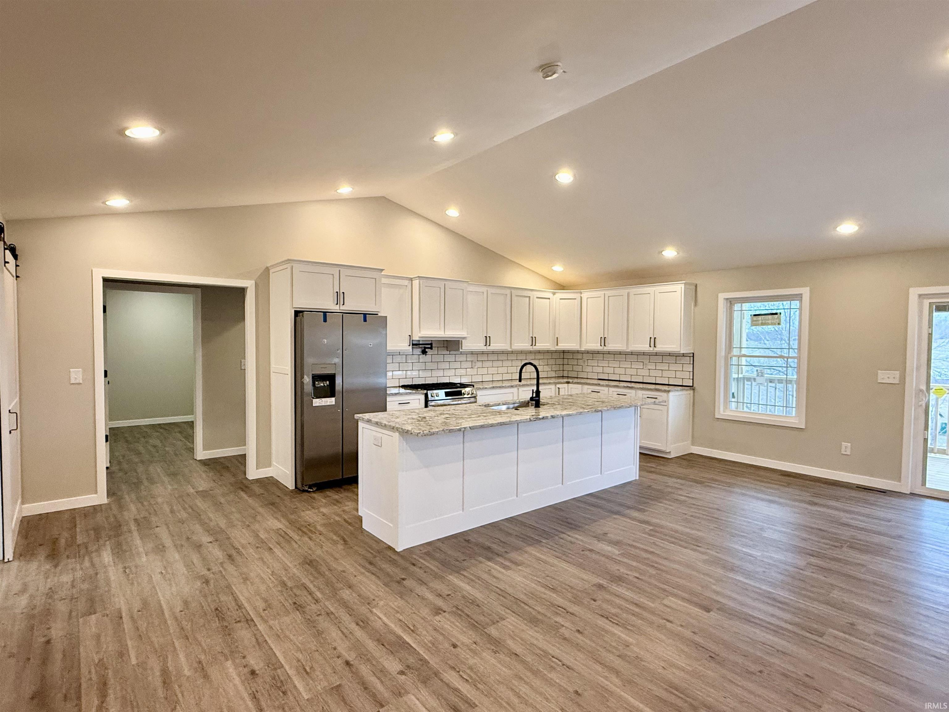 106 Creek Side Drive Bedford, IN 47421 - Photo 5 of 36