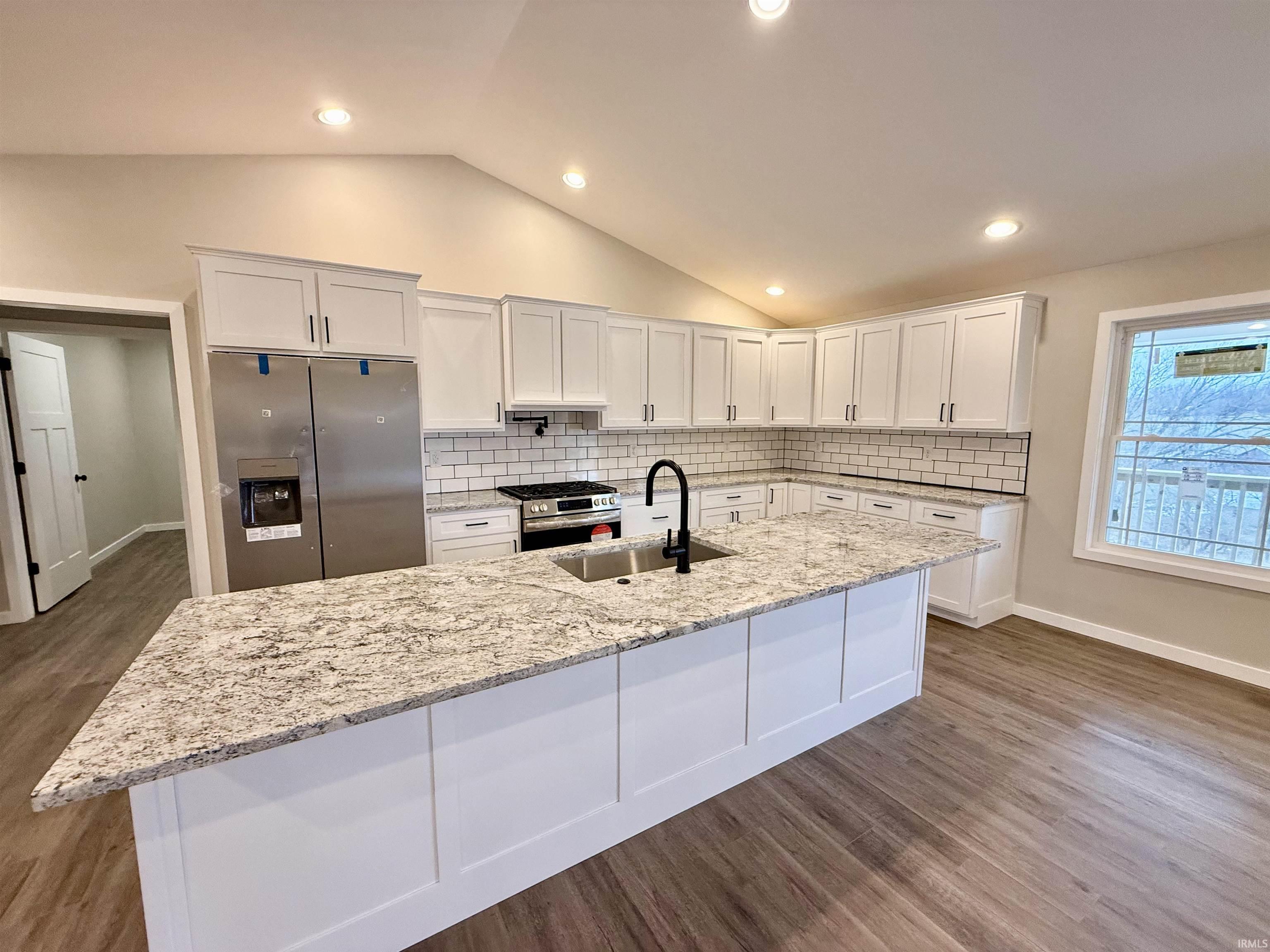 106 Creek Side Drive Bedford, IN 47421 - Photo 6 of 36