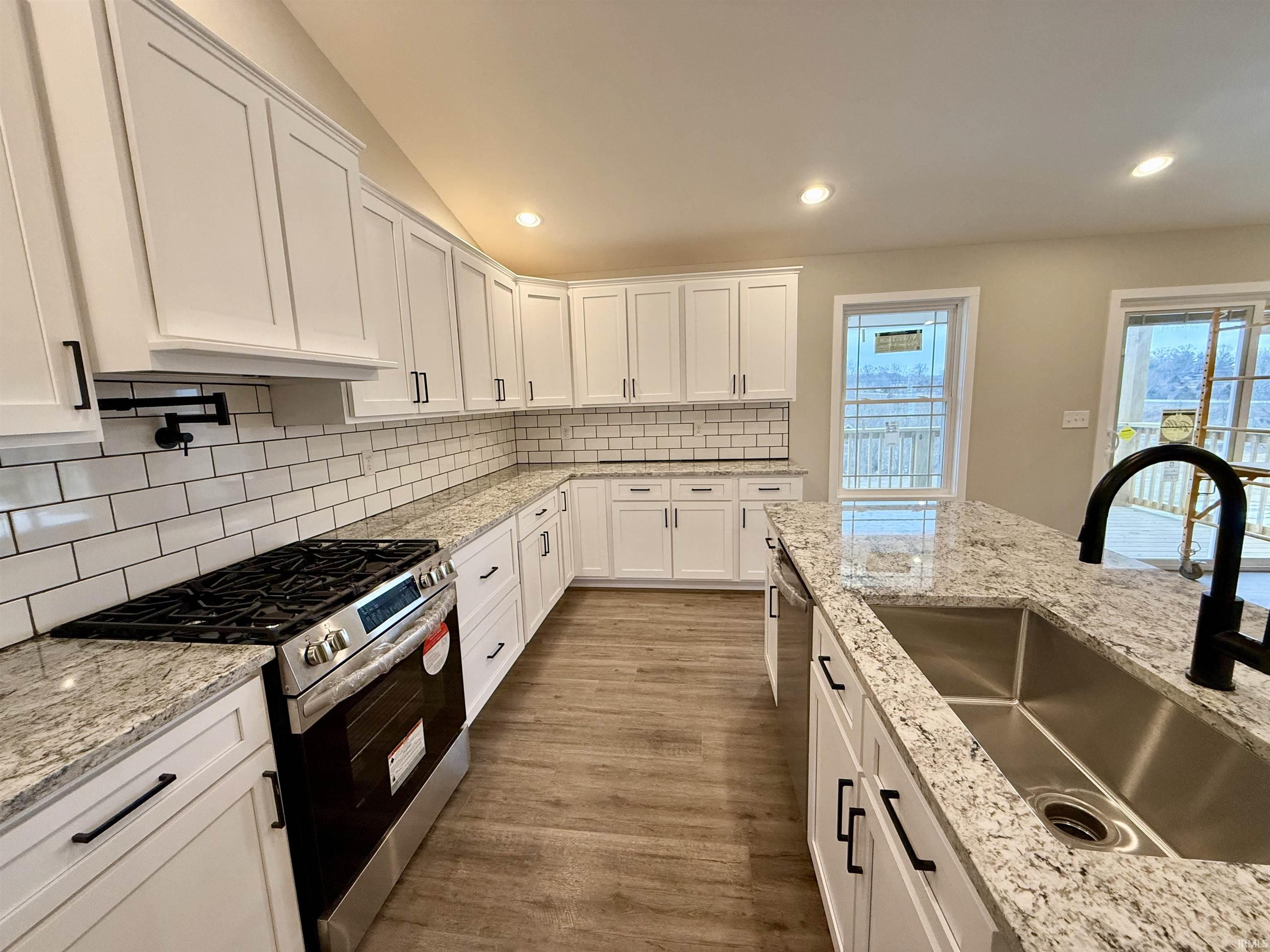 106 Creek Side Drive Bedford, IN 47421 - Photo 10 of 36