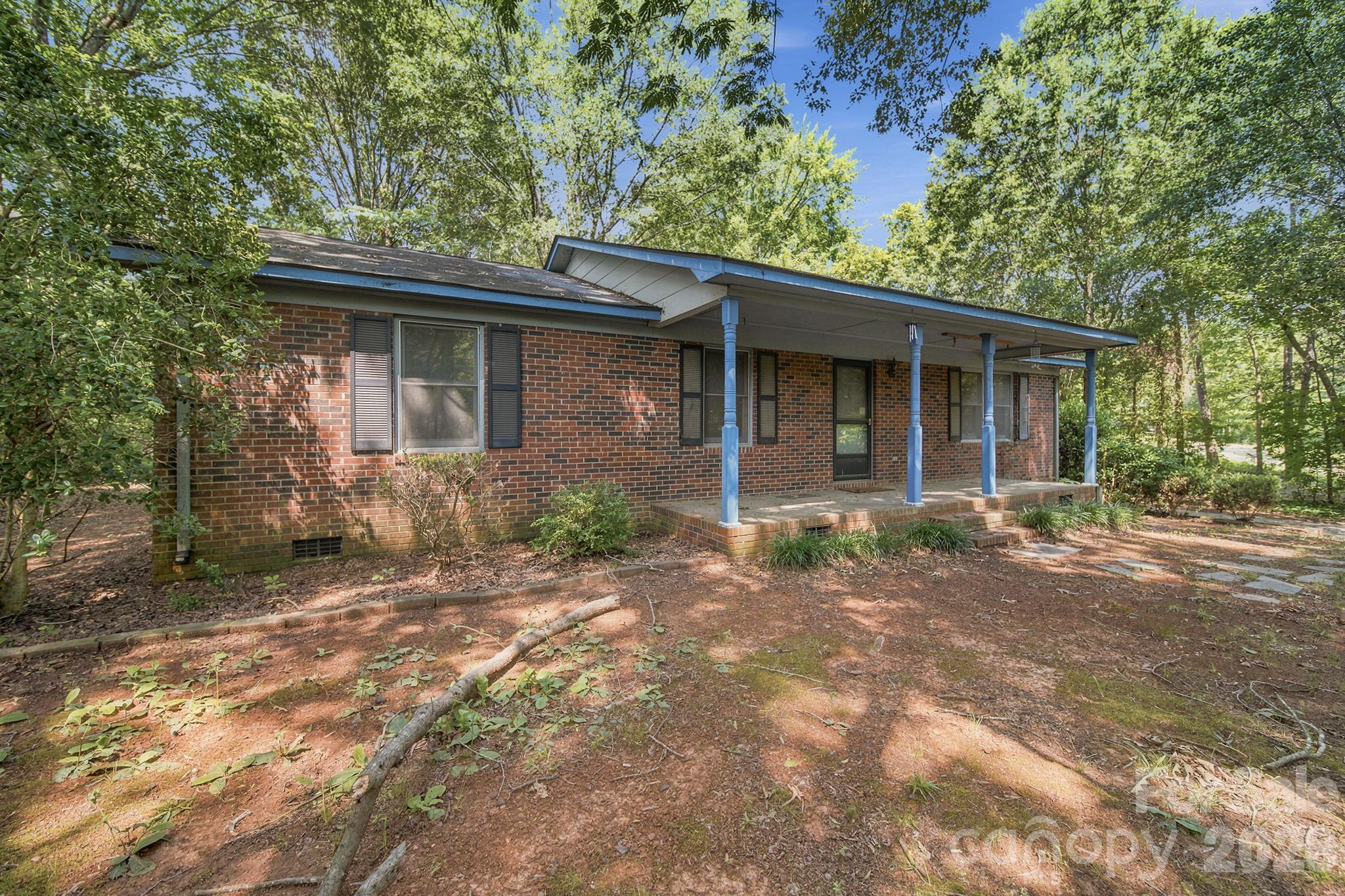 11488 Beagle Street Midland, NC 28107 - Photo 3 of 46 Gallery Image 3