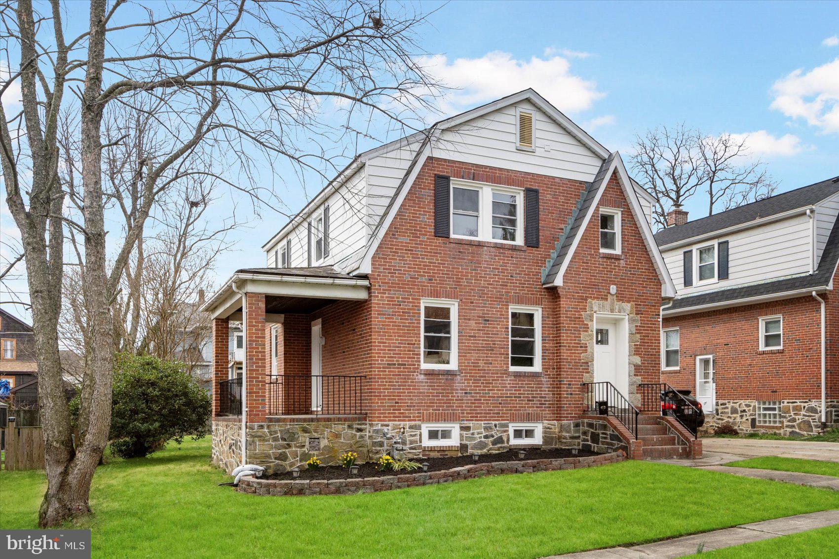 628 Aldershot Road Baltimore, MD 21229 - Photo 1 of 33