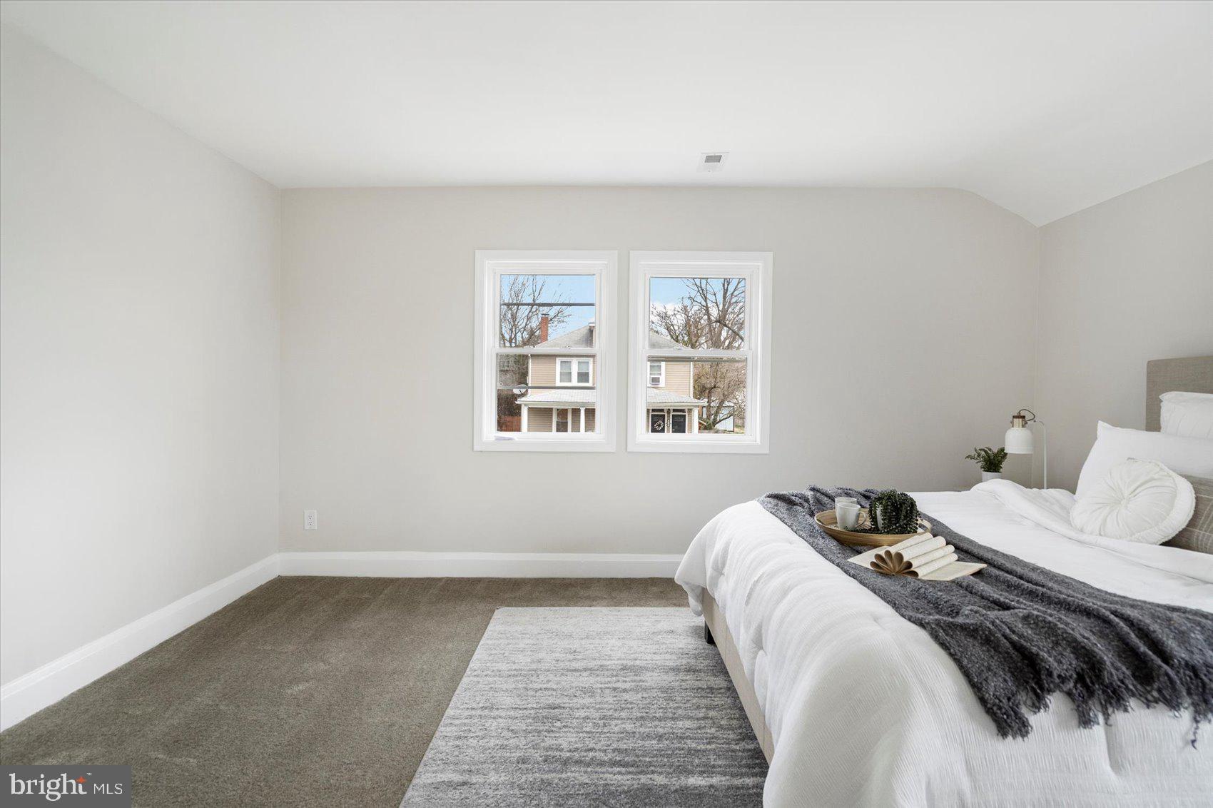 628 Aldershot Road Baltimore, MD 21229 - Photo 16 of 33