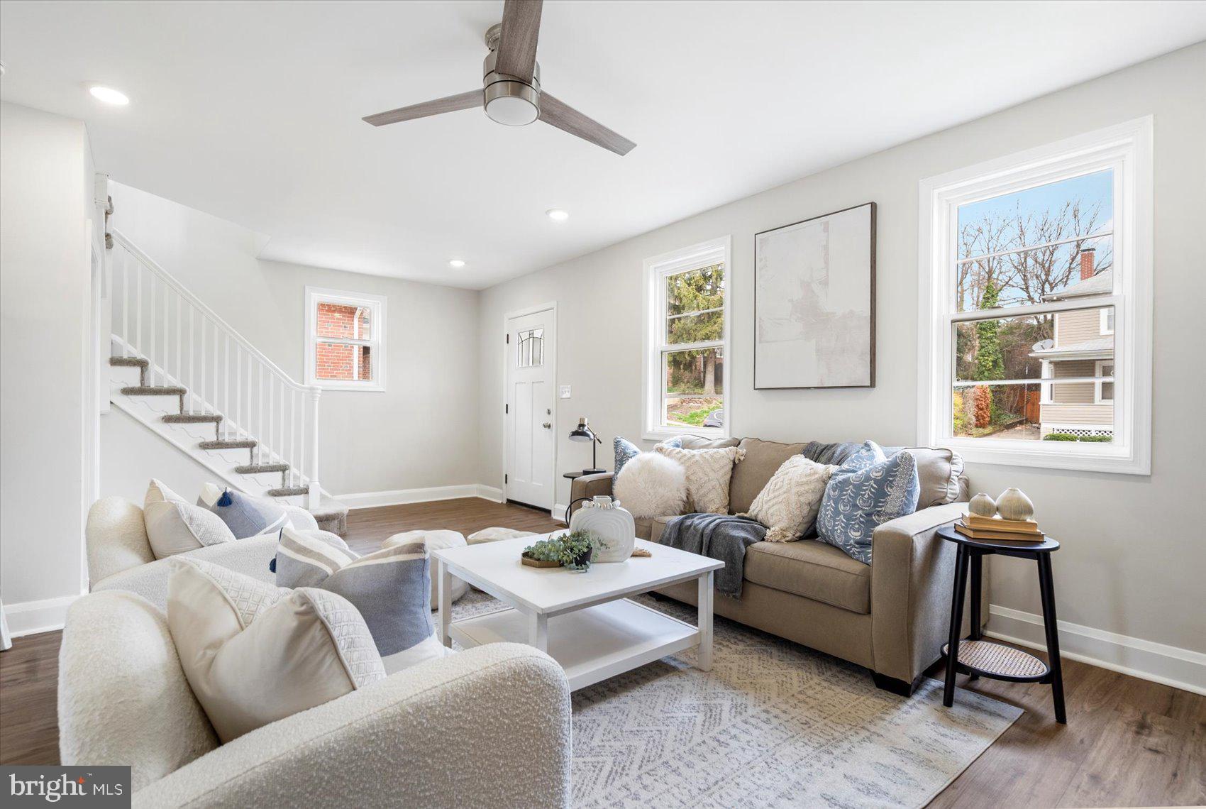 628 Aldershot Road Baltimore, MD 21229 - Photo 5 of 33