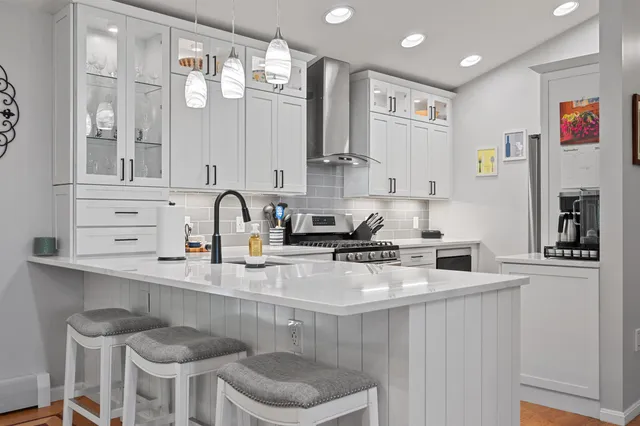 $925,000 | 53 Drummer Trail, Laconia, NH 03246