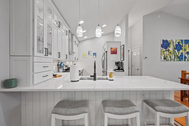 $925,000 | 53 Drummer Trail, Laconia, NH 03246