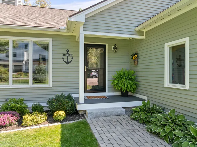 $925,000 | 53 Drummer Trail, Laconia, NH 03246