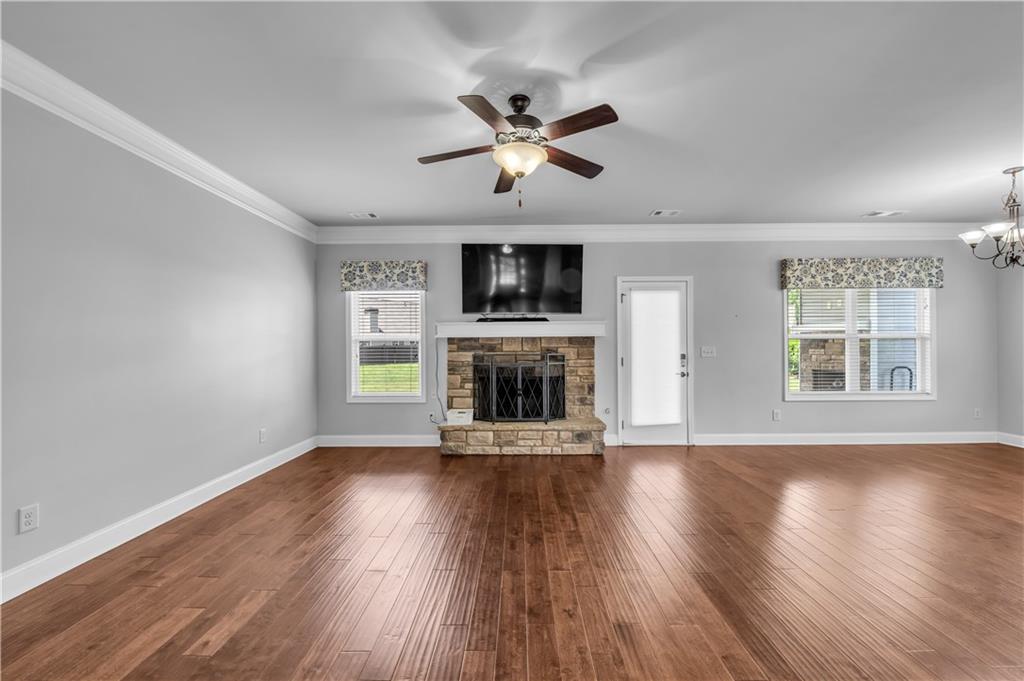 304 Red Cap Circle Jefferson, GA 30549 - Photo 16 of 40