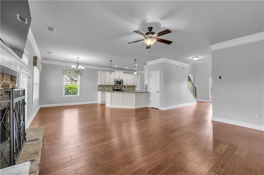 304 Red Cap Circle Jefferson, GA 30549 - Photo 18 of 40