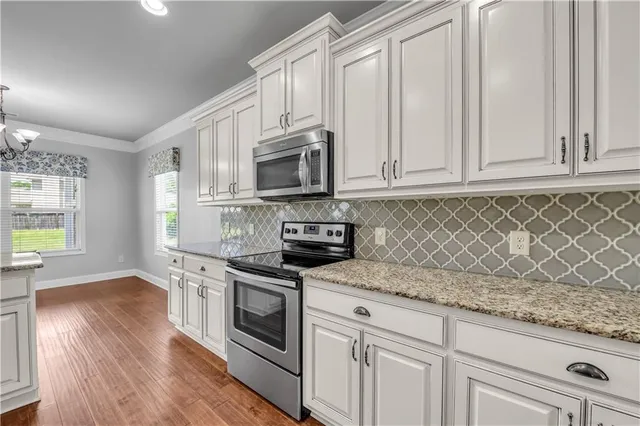 $2,799 | 304 Red Cap Circle, Jefferson, GA 30549