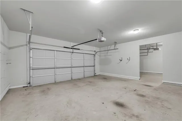 $2,799 | 304 Red Cap Circle, Jefferson, GA 30549