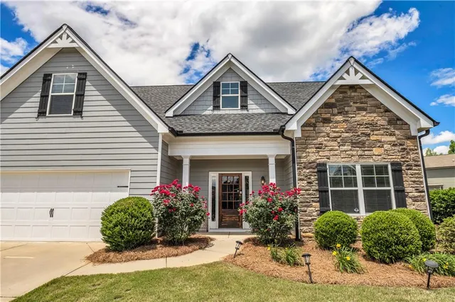 $2,799 | 304 Red Cap Circle, Jefferson, GA 30549