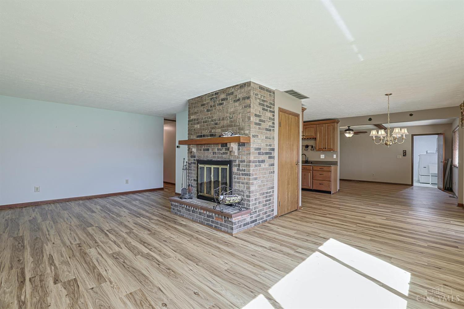 5665 River Road Fairfield, OH 45014 - Photo 8 of 41