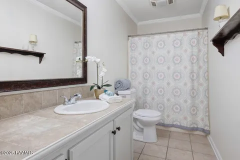 $235,000 | 510 Acorn Drive, Lafayette, LA 70507