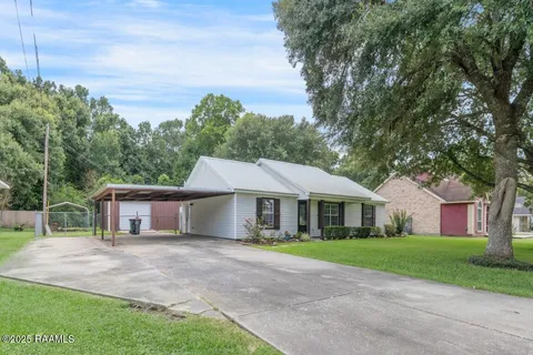 $235,000 | 510 Acorn Drive, Lafayette, LA 70507