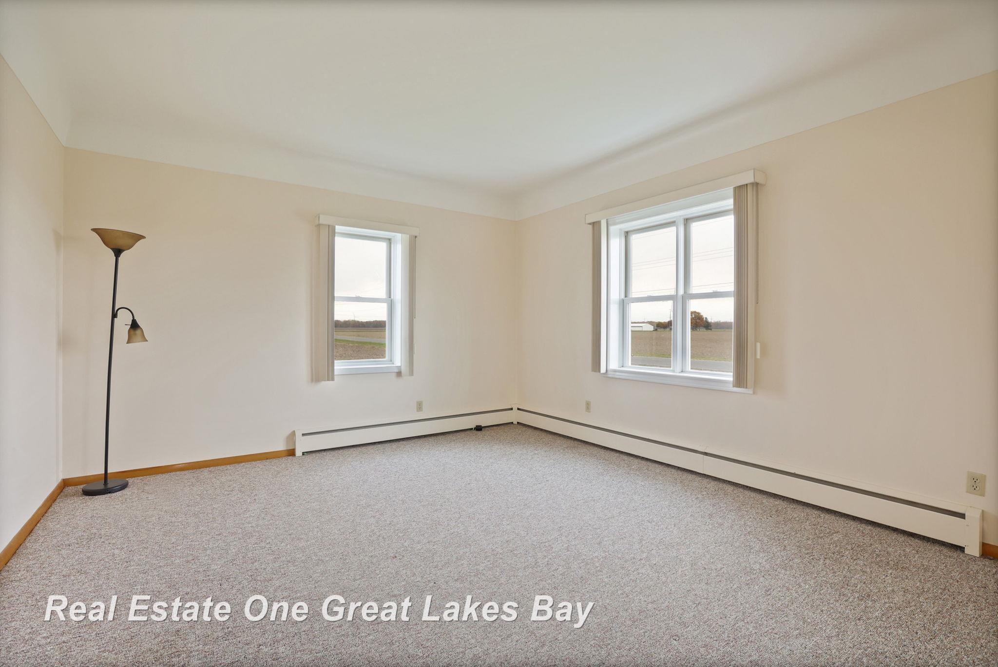 4060 Dickerson Road Akron, MI 48701 - Photo 10 of 62